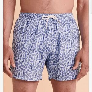 NWOT Bermies Pineapple Swim Shorts size medium 7” inseam